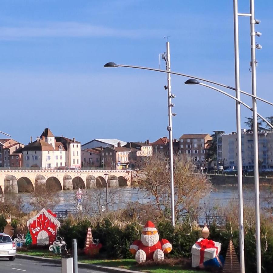 Center Macon Charmant Appartement Avec Vue Sur La Saone Екстериор снимка
